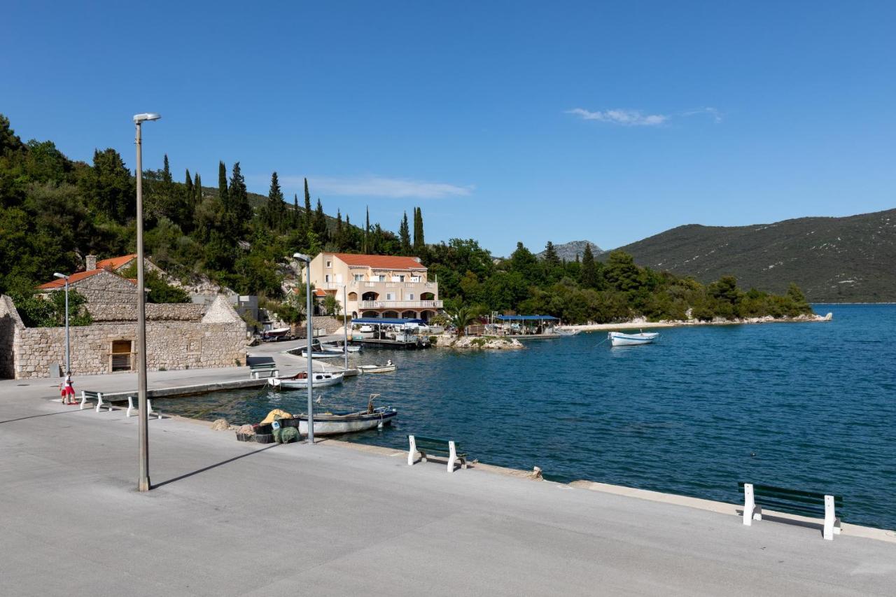 Holiday Home Anima Maris Стон Екстериор снимка