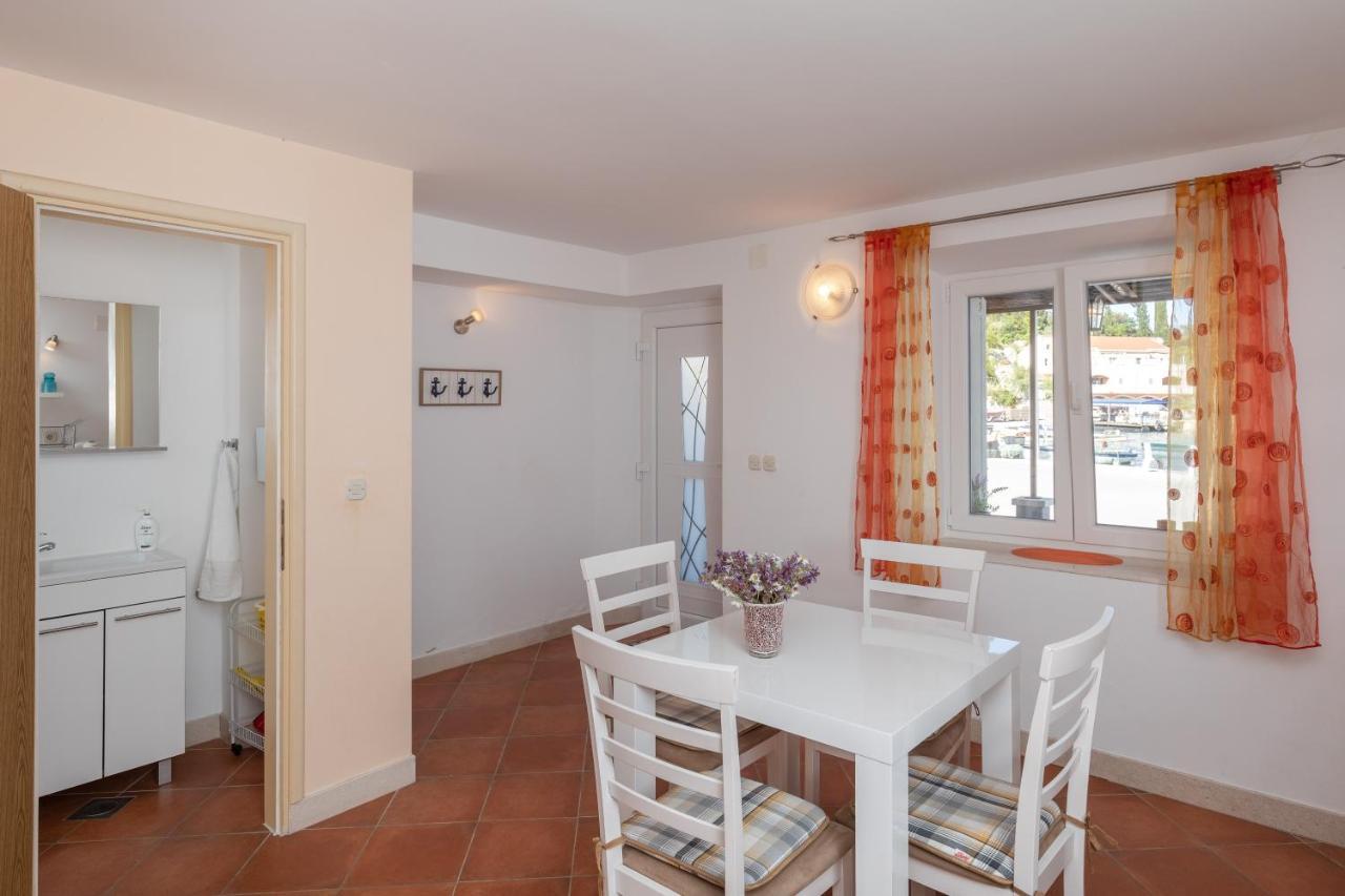 Holiday Home Anima Maris Стон Екстериор снимка