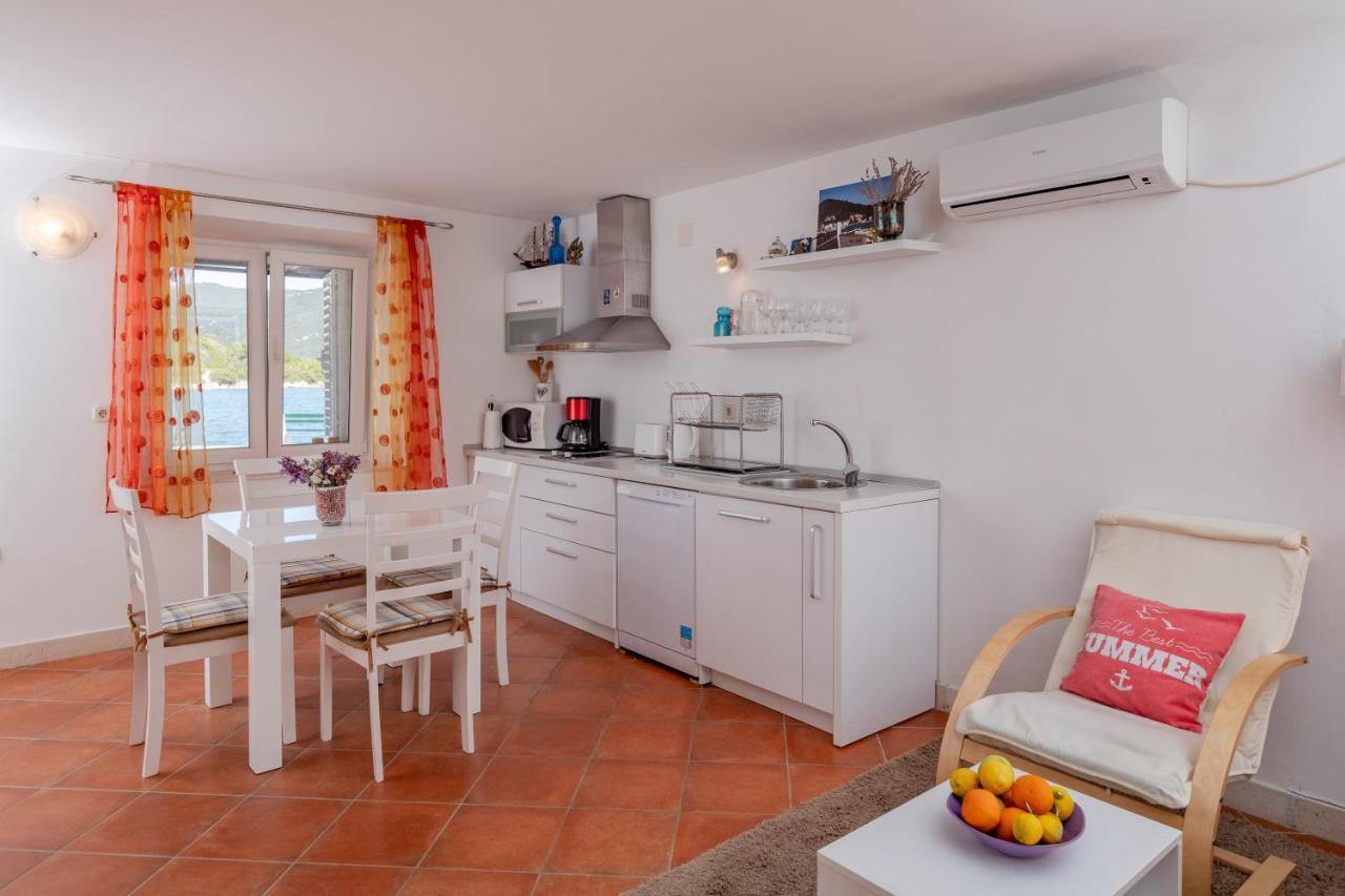 Holiday Home Anima Maris Стон Екстериор снимка