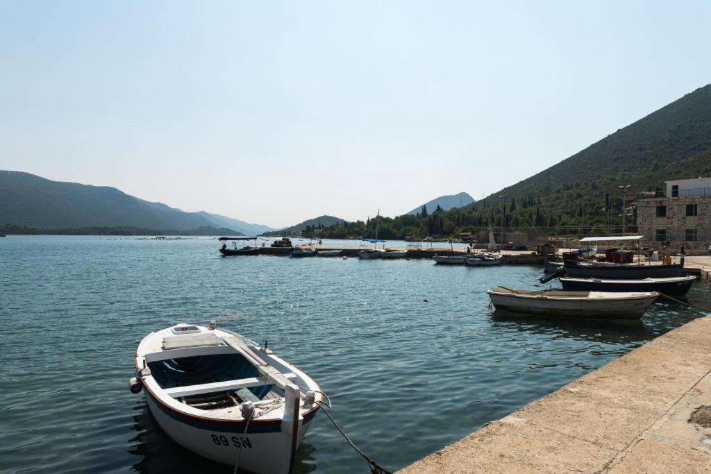 Holiday Home Anima Maris Стон Екстериор снимка